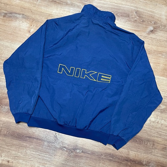 Nike Other - Vintage Nike windbreaker